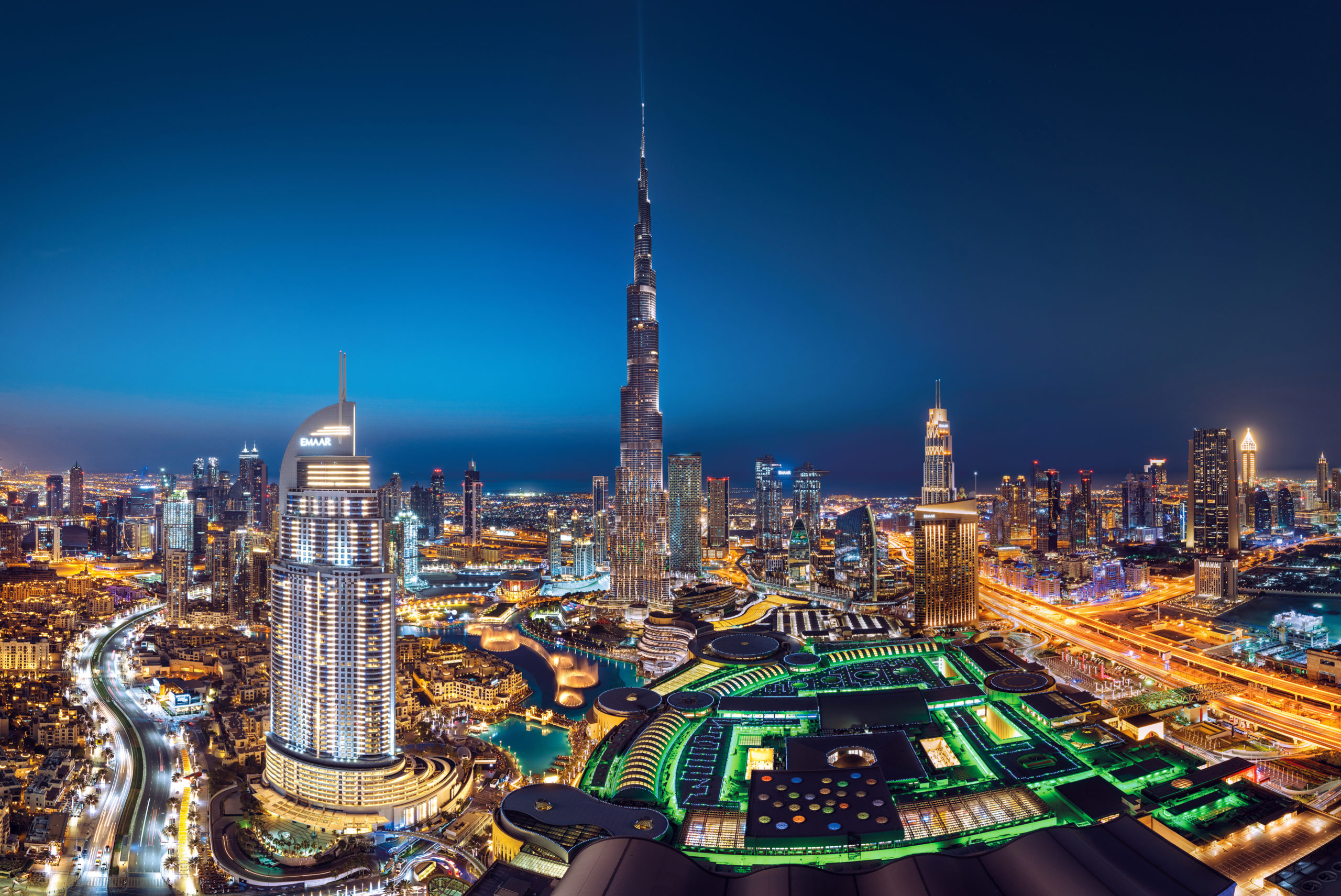 Downtown dubai. Даунтаун Дубай Халифа. Burj Park Дубай. Дубай архитектура даунтауна. Адрес Даунтаун Бурдж Дубай.