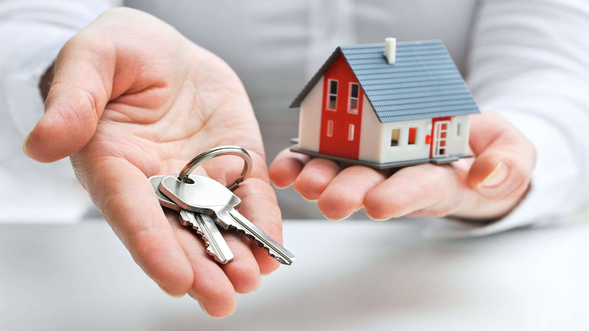 Renting vs. Buying Homes in Dubai for Expats